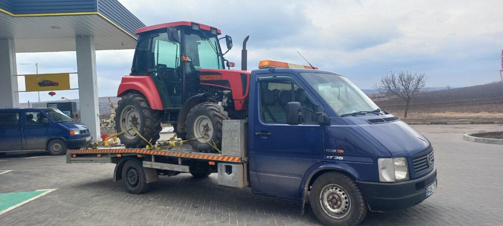 evacuator,evacuator 24,evacuator chisinau,evacuator auto,auto evacuator,servicii evacuator,start motor,evacuator 24/24,evacuator moldova,evacuator noaptea