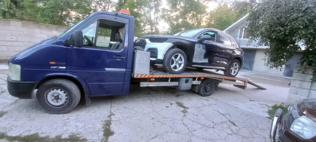 evacuator,evacuator 24,evacuator chisinau,evacuator auto,auto evacuator,servicii evacuator,start motor,evacuator 24/24,evacuator moldova,evacuator noaptea